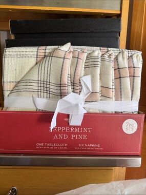 Peppermint and Pine Cream & Pink Plaid 7-Piece Tablecloth and Napkin Set